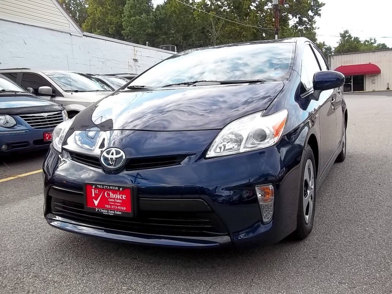 Used 2014 Toyota Prius Three FWD image 1