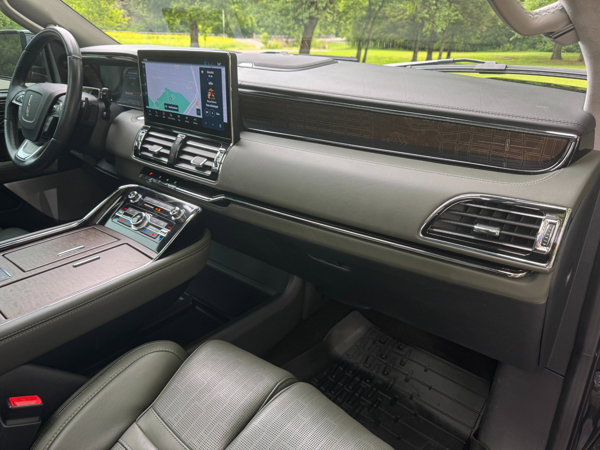 Used 2022 Lincoln Navigator Black Label image 27