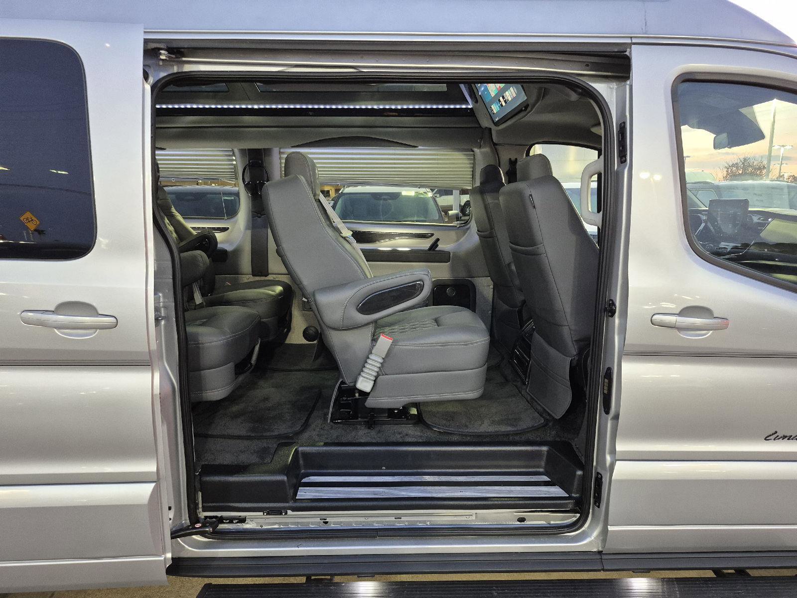 New 2026 Ford Transit 150 Low Roof AWD image 31
