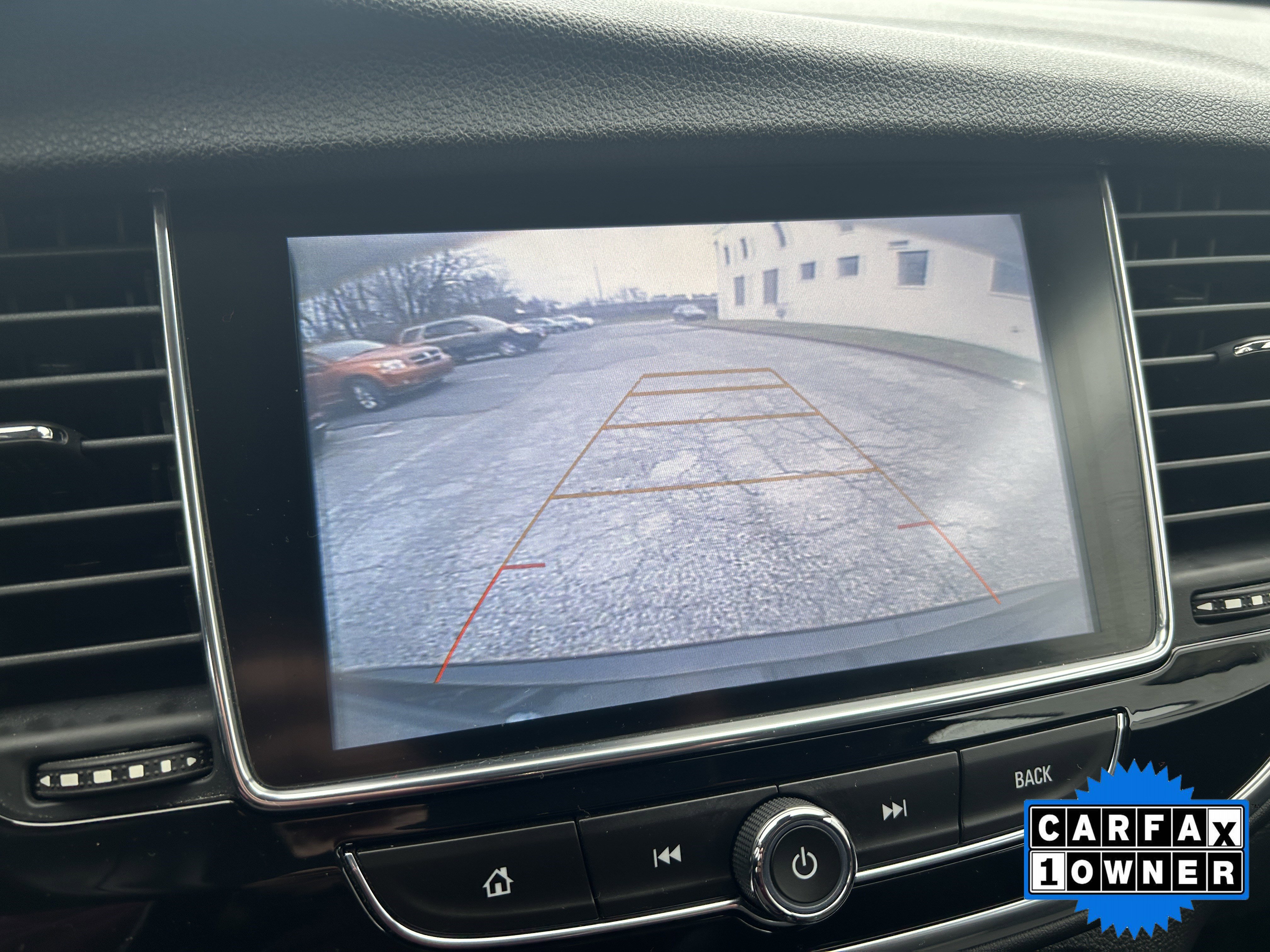 Used 2019 Buick Encore Sport Touring image 19