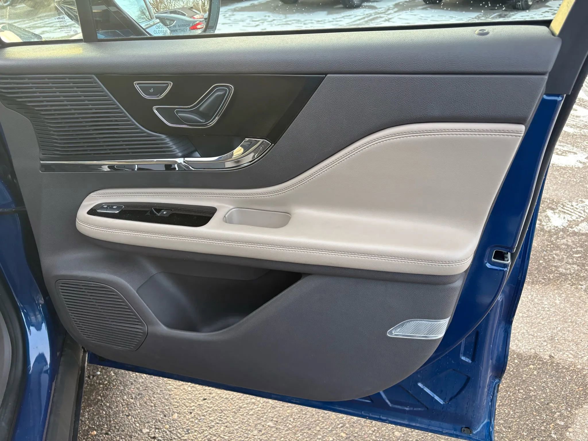 Used 2020 Lincoln Corsair Sport Utility 4D w/ Equipment Group 101A image 27