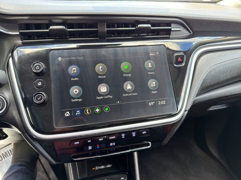 Used 2023 Chevrolet Bolt EUV LT w/ Driver Confidence Package FWD image 16