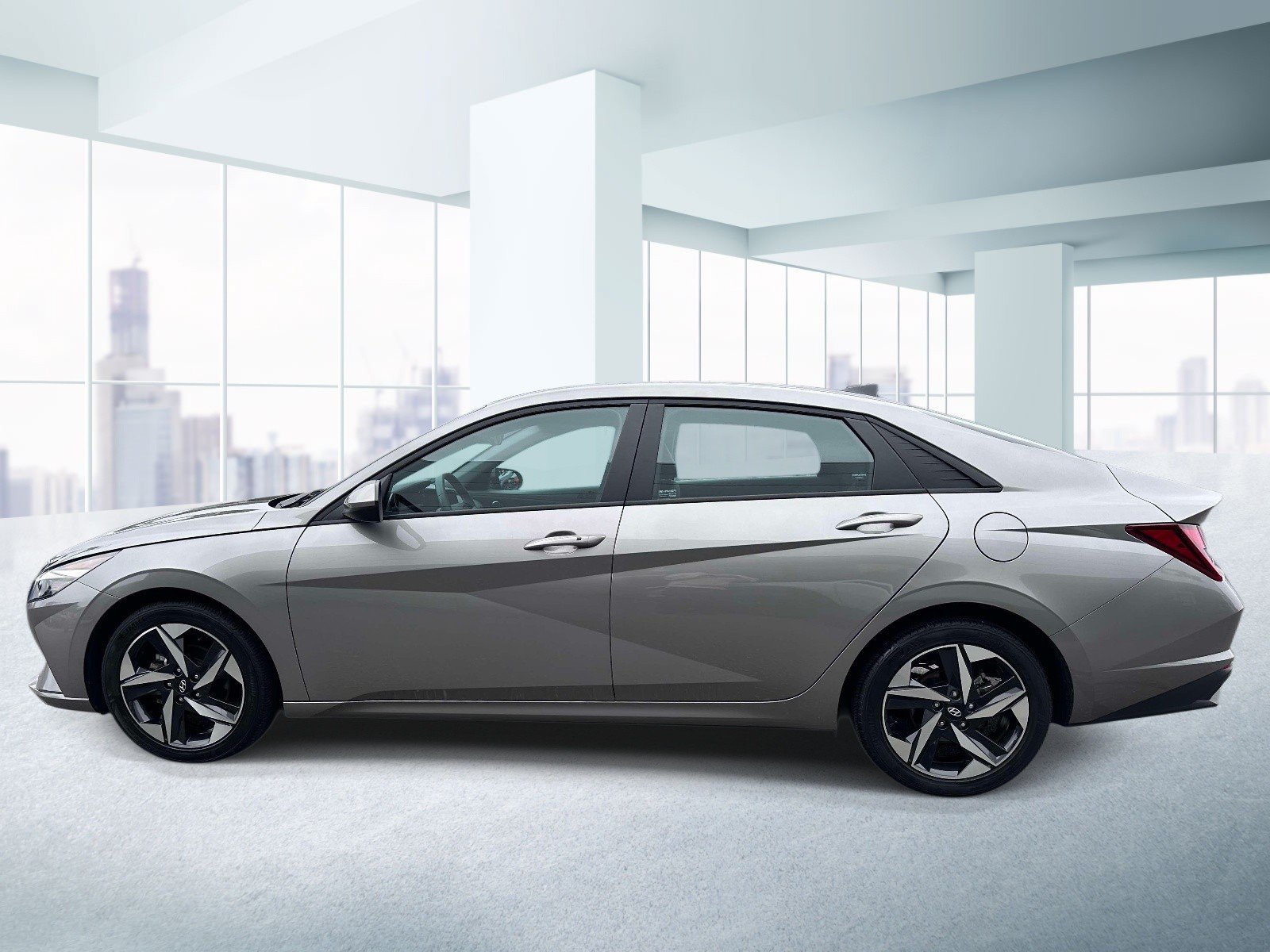 Used 2023 Hyundai Elantra SEL w/ Convenience Package FWD image 2
