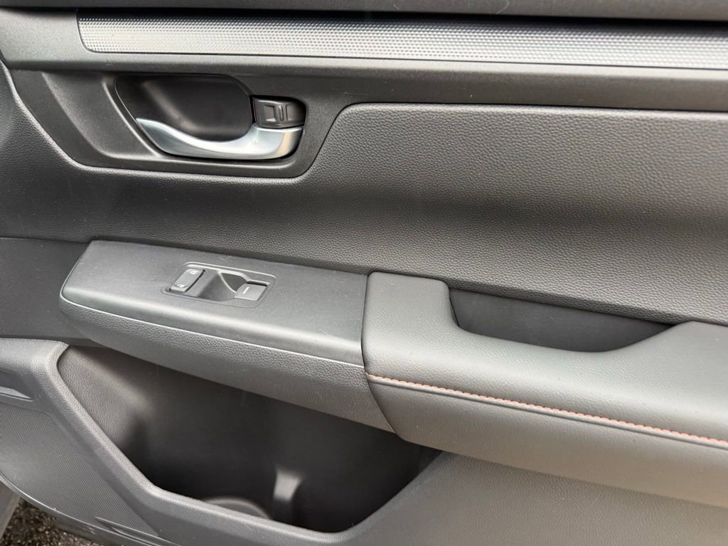 Used 2023 Honda CR-V Sport image 46