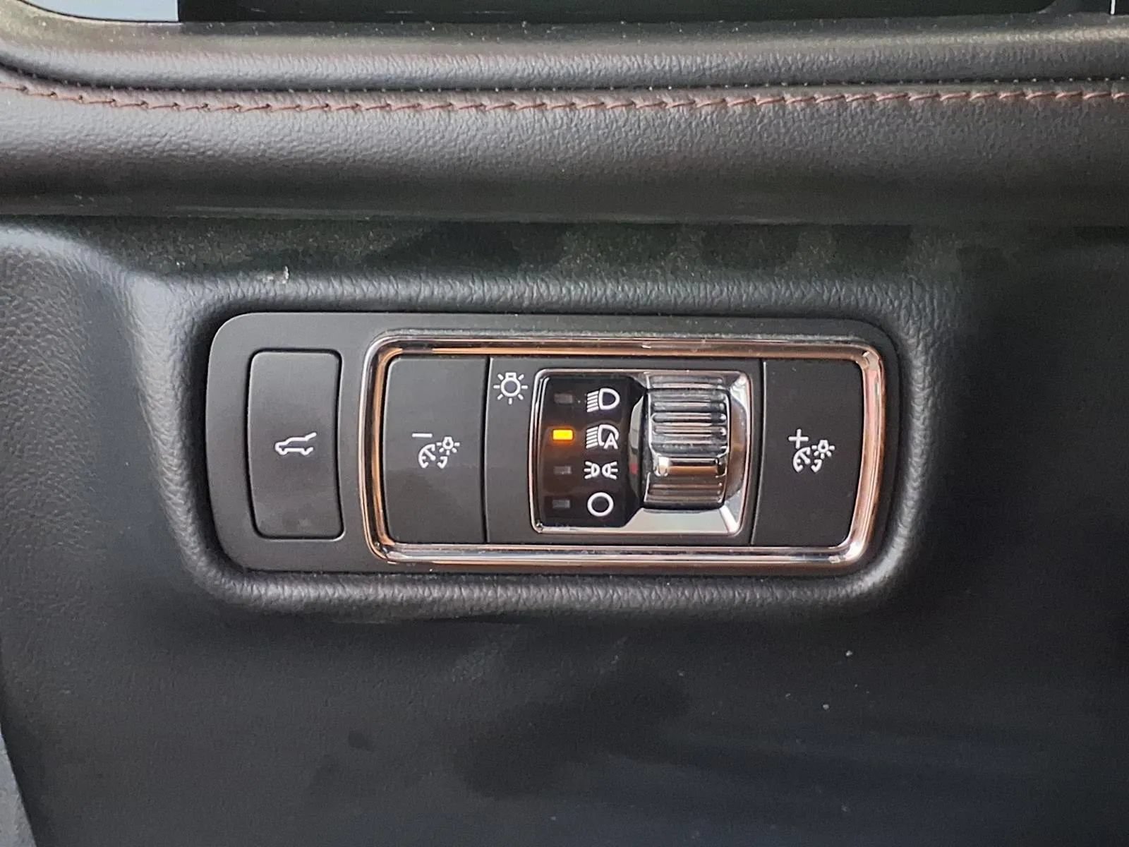 Used 2022 Lincoln Aviator AWD image 19
