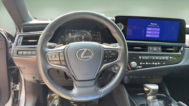Certified 2024 Lexus ES 300h w/ Premium Package FWD image 26