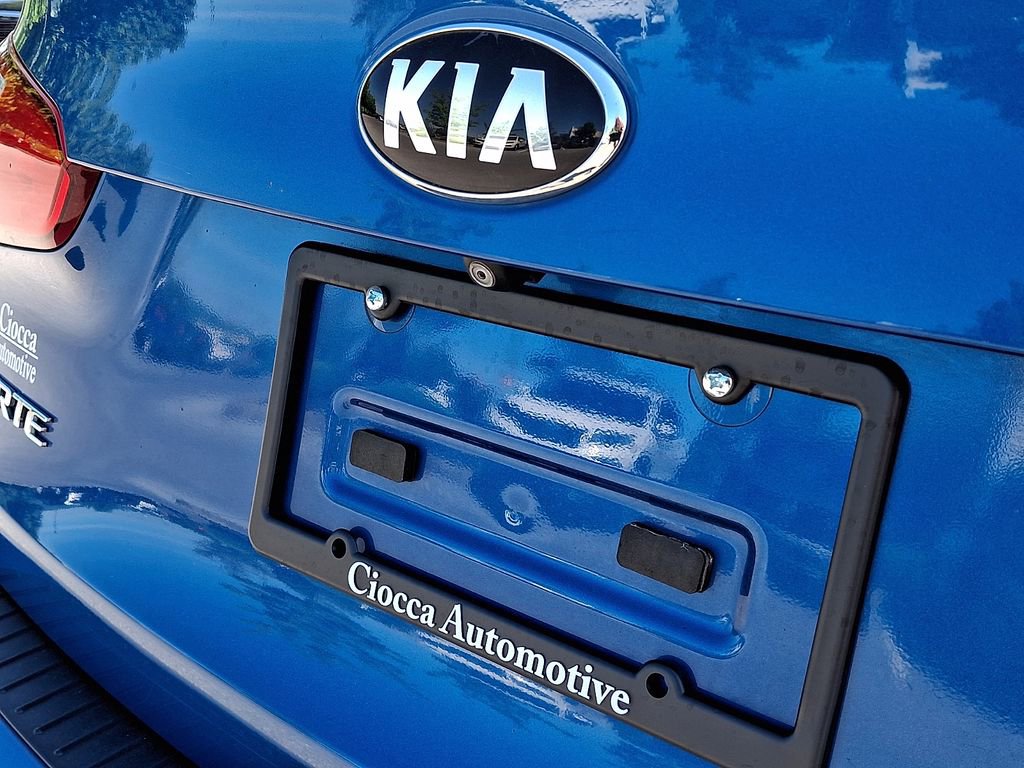 Used 2015 Kia Forte EX w/ Premium Package FWD image 30