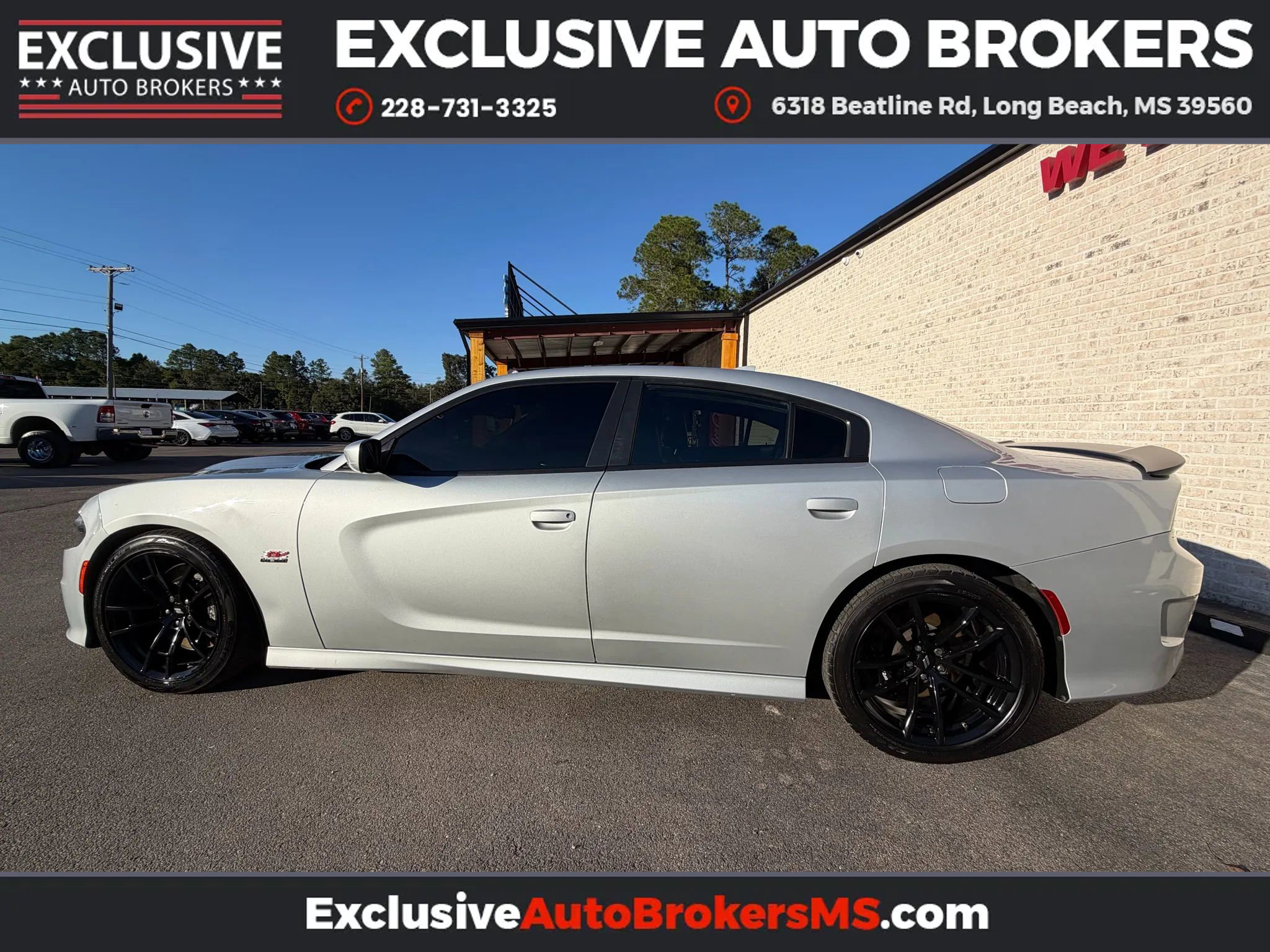 Used 2021 Dodge Charger Scat Pack w/ Dynamics Package image 2