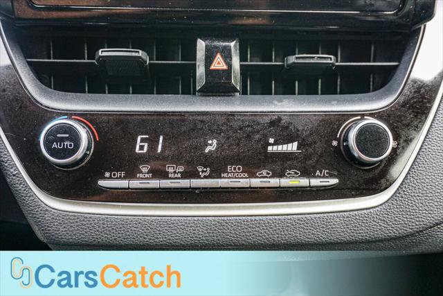 Used 2020 Toyota Corolla LE FWD image 24