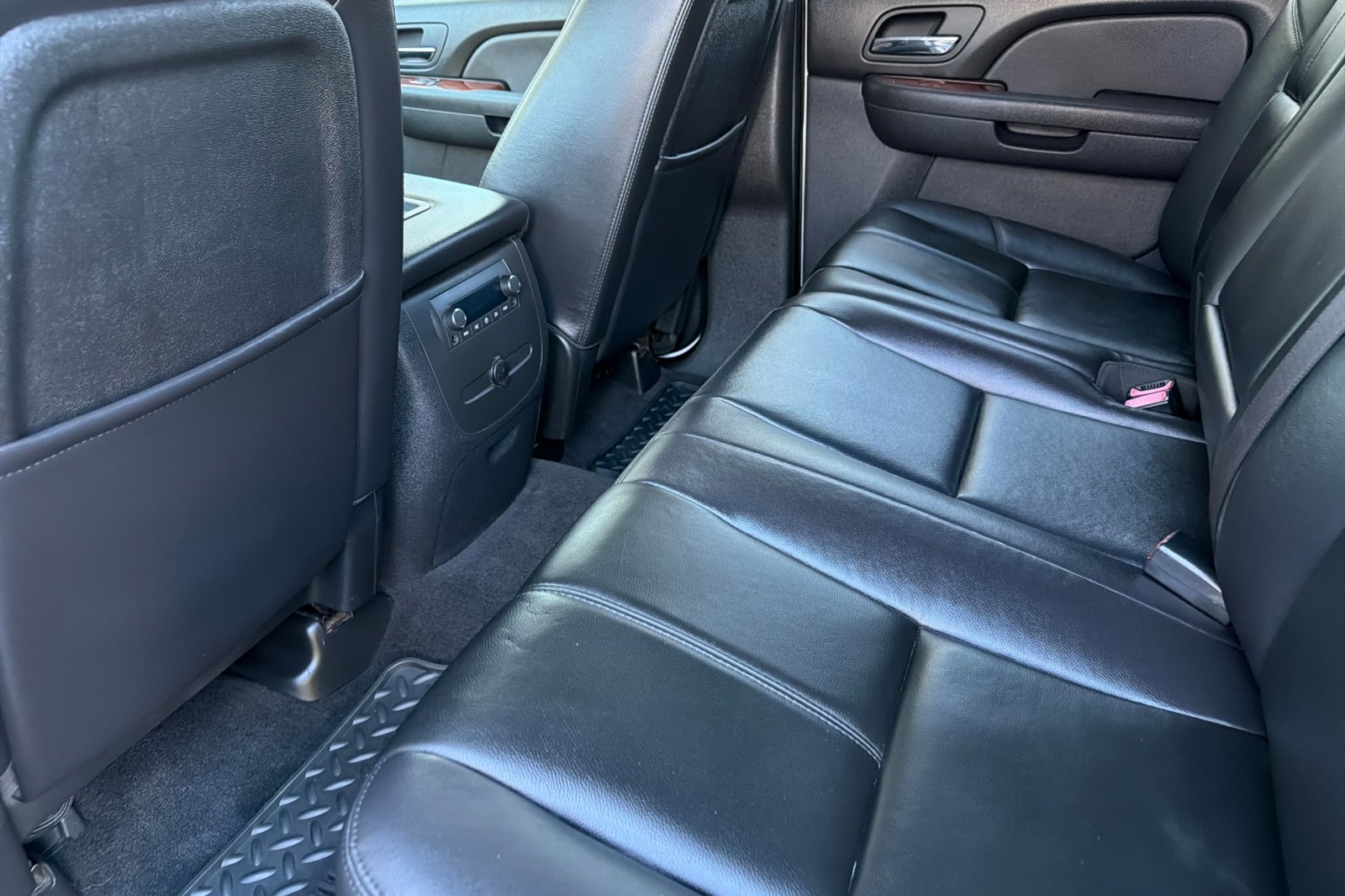 Used 2009 Chevrolet Silverado 3500 LTZ w/ LTZ Plus Package AWD/4WD image 12