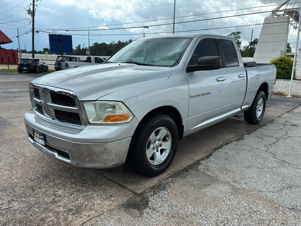 Used 2012 RAM 1500 Classic SLT RWD image 2