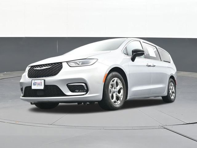 Used 2024 Chrysler Pacifica Limited FWD image 56