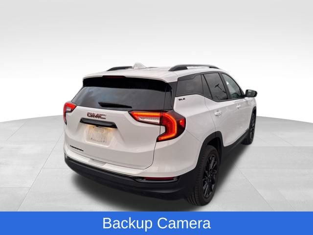 Certified 2024 GMC Terrain SLE w/ Elevation Edition image 4