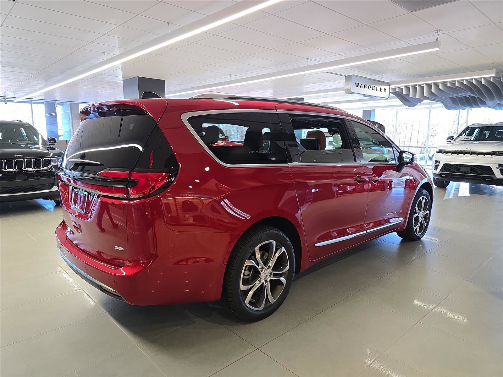 New 2026 Chrysler Pacifica Pinnacle image 2