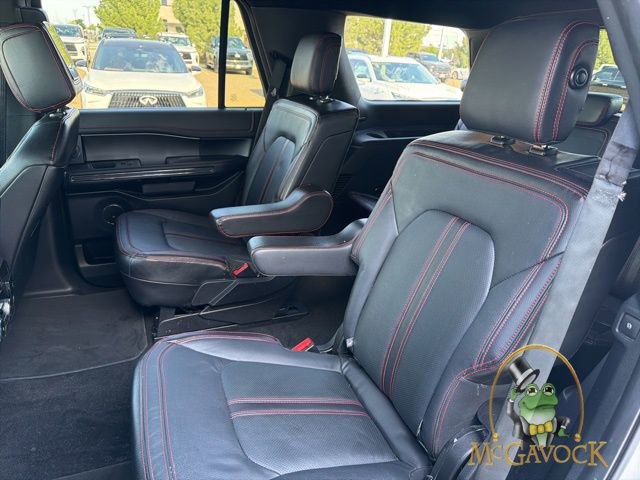 Used 2019 Ford Expedition Limited w/ Equipment Group 303A AWD/4WD image 18