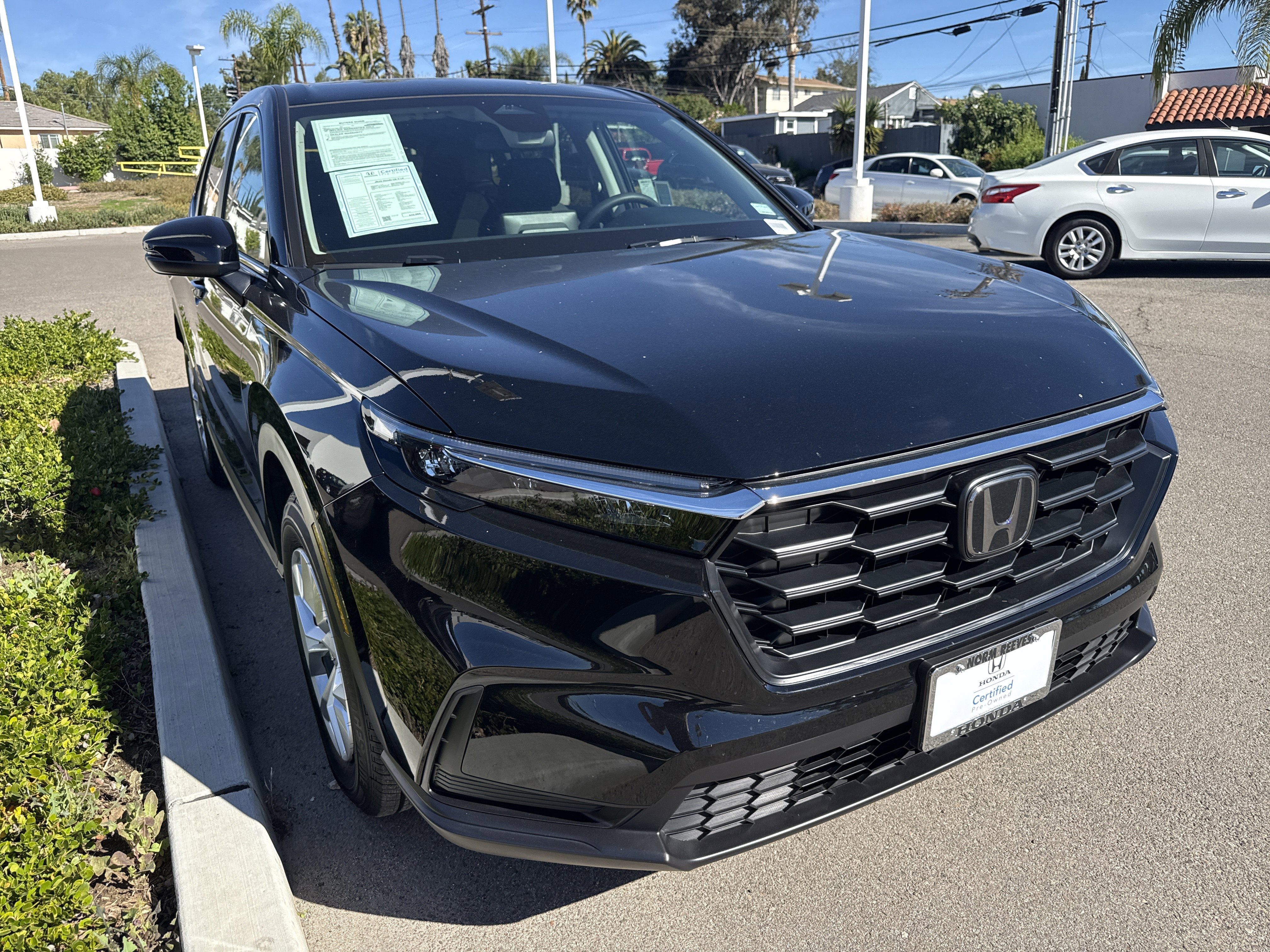 Certified 2025 Honda CR-V LX image 9