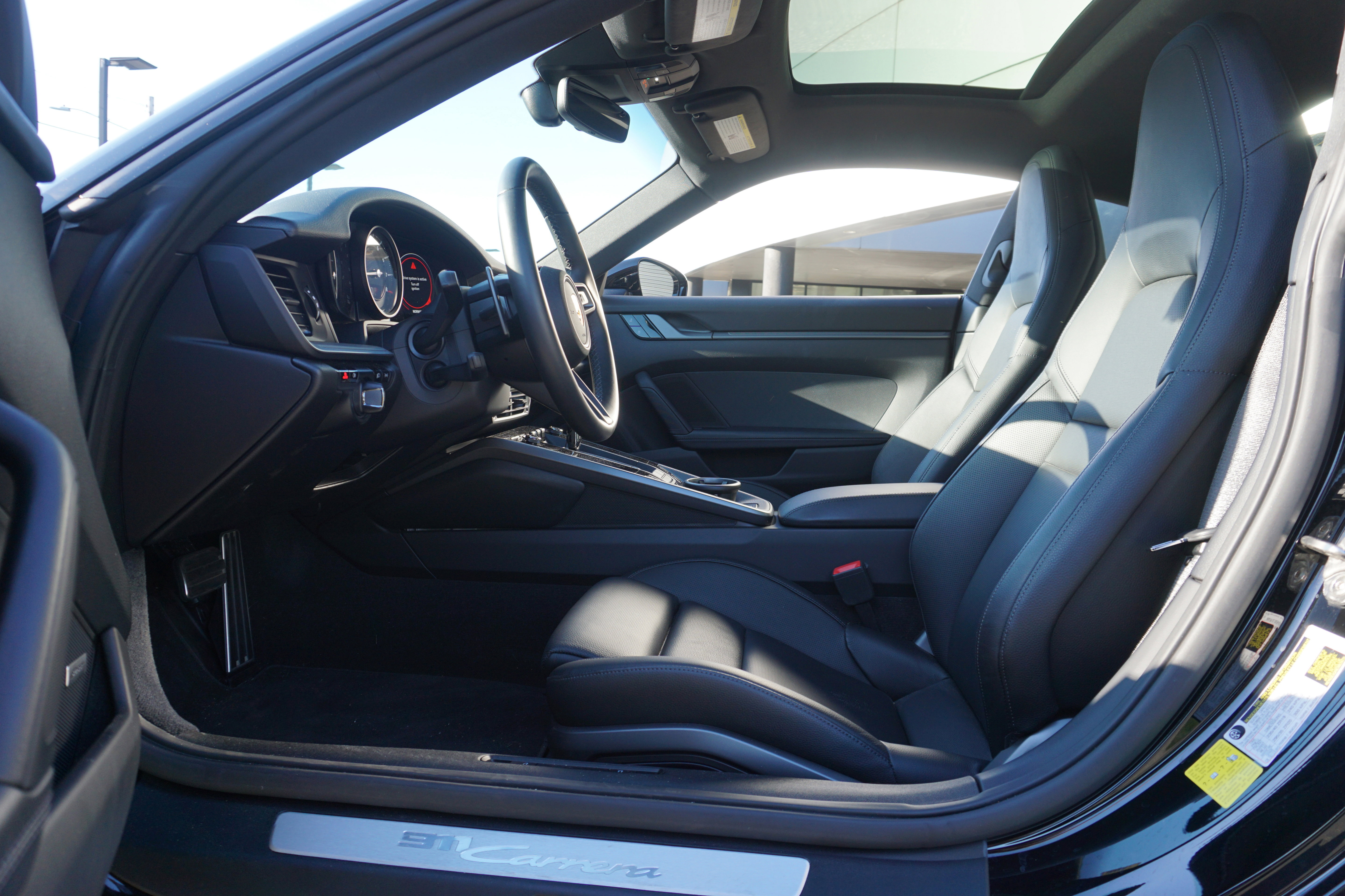 Certified 2020 Porsche 911 Carrera RWD image 5