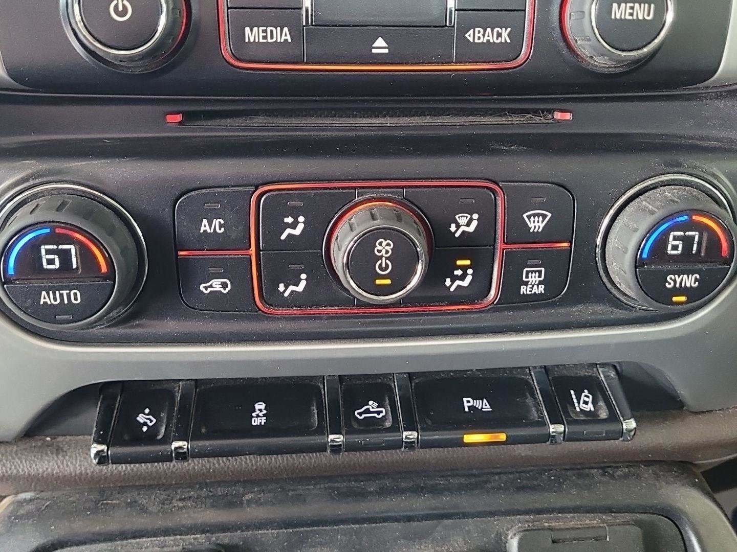 Used 2015 GMC Sierra 1500 SLT w/ Driver Alert Package image 13