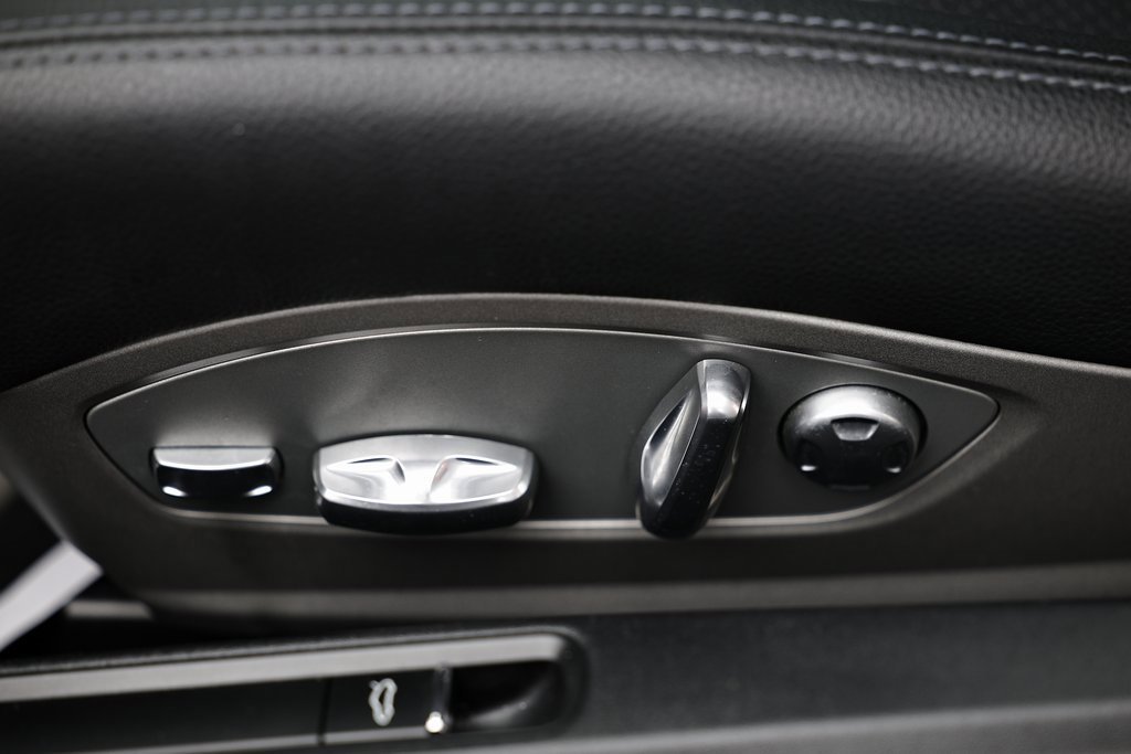 Certified 2016 Porsche 911 Targa 4 image 24