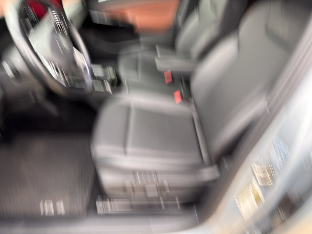 Used 2021 Volkswagen ID.4 Pro S w/ ID.4 Protection Package image 9