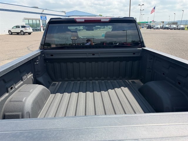 Used 2023 Chevrolet Silverado 1500 RST AWD/4WD image 16