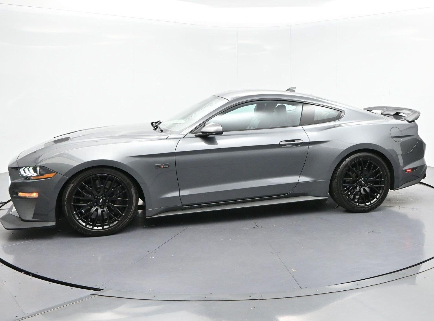 Used 2022 Ford Mustang GT w/ GT Performance Package RWD image 4