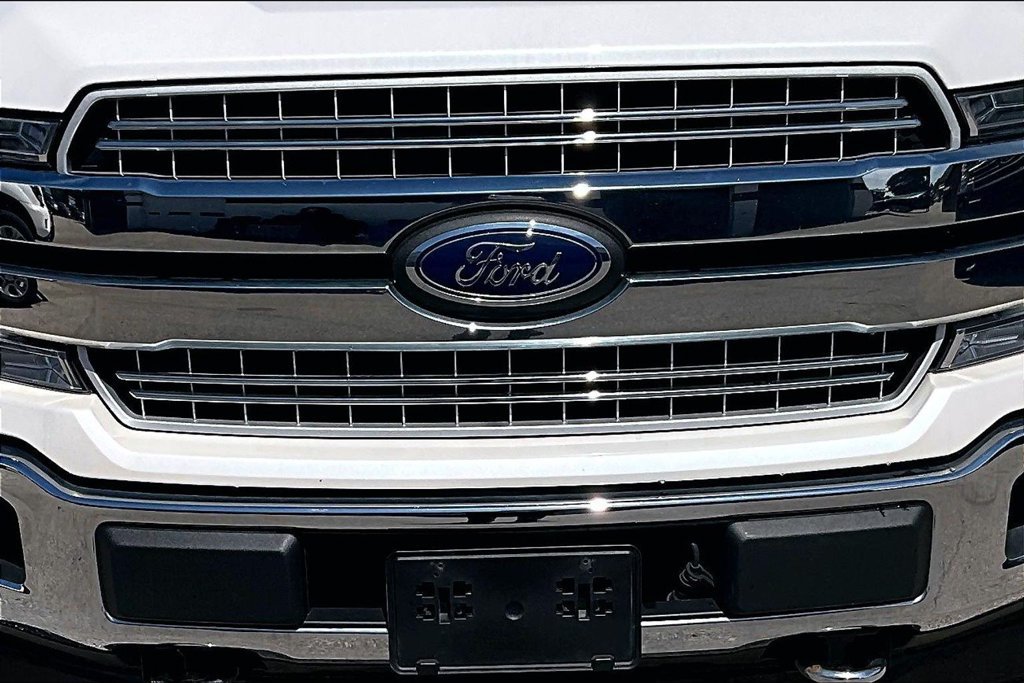 Used 2019 Ford F150 Lariat w/ Equipment Group 502A Luxury AWD/4WD image 30