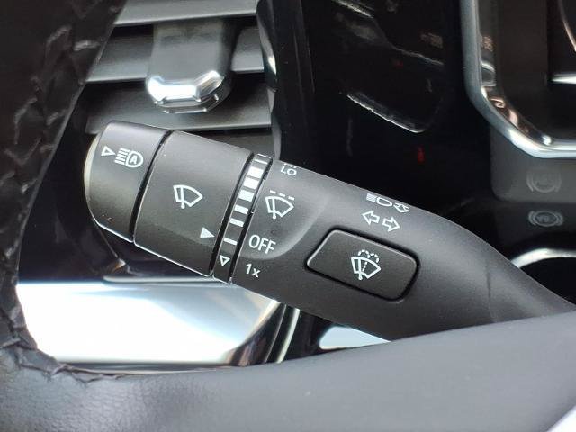 Used 2024 GMC Sierra 1500 Elevation w/ X31 Off-Road Package AWD/4WD image 18