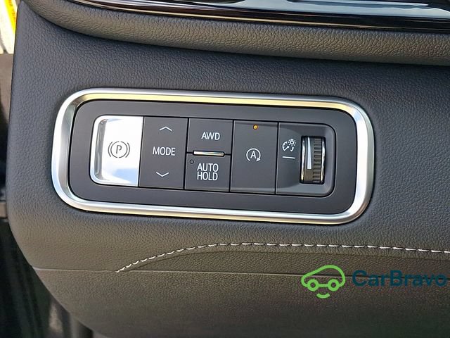 Certified 2026 Buick Enclave Avenir w/ Super Cruise Package AWD/4WD image 25