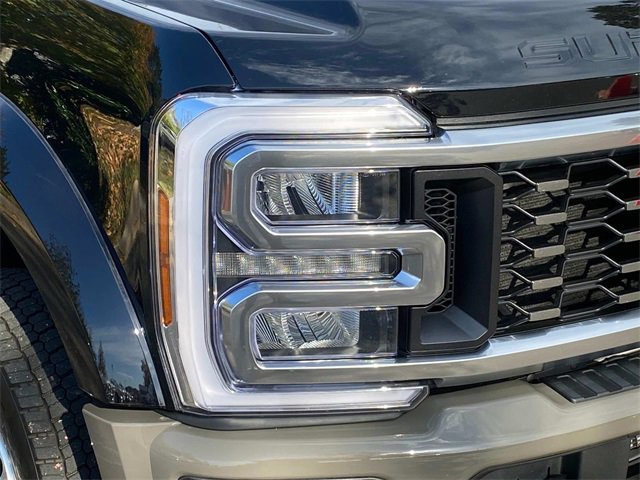 Used 2026 Ford F450 King Ranch w/ FX4 Off-Road Package image 4