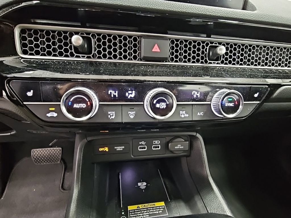Used 2023 Honda Civic Touring image 19