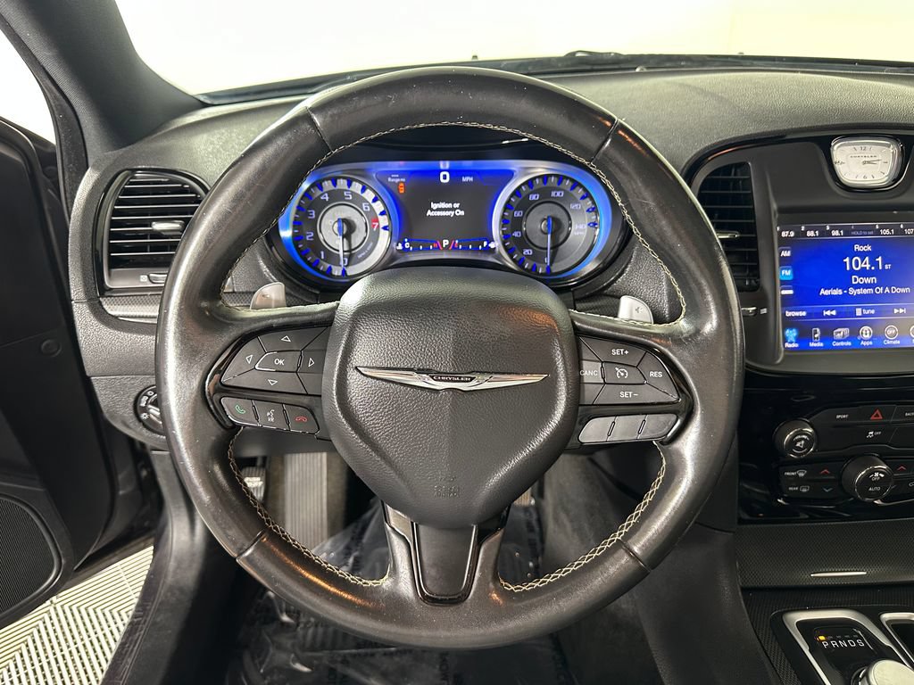 Used 2015 Chrysler 300 S AWD/4WD image 19