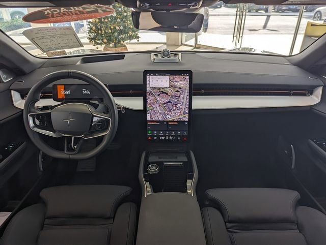 Used 2025 Polestar Polestar 3 image 9