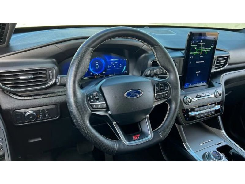 Used 2020 Ford Explorer ST w/ Premium Technology Package image 34