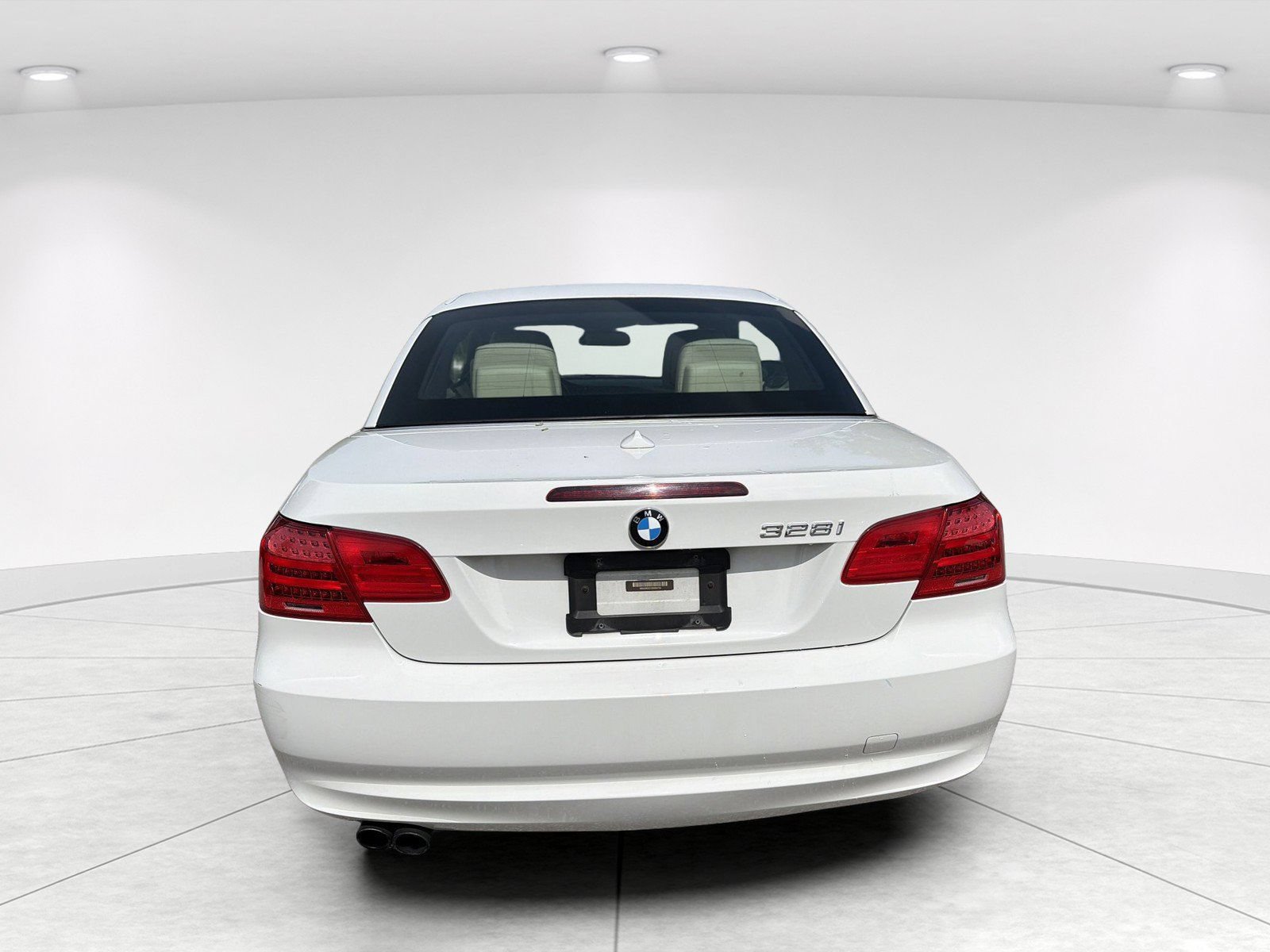 Used 2013 BMW 328i Convertible RWD image 5