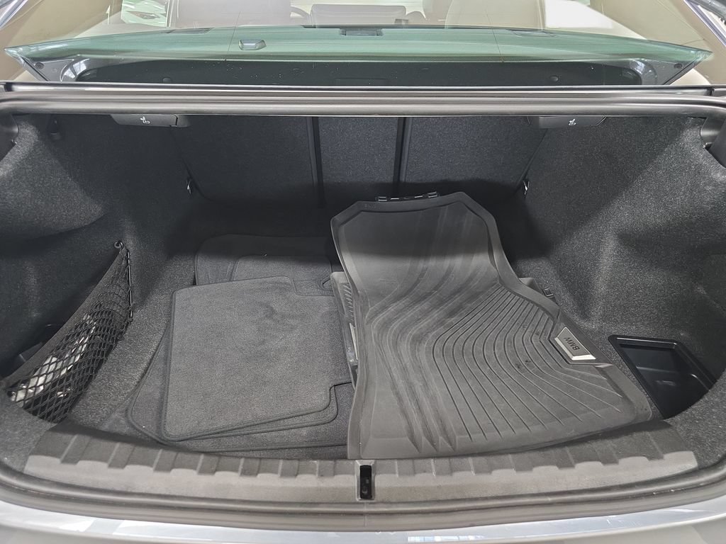 Certified 2023 BMW 330i Sedan w/ Driving Assistance Package RWD image 30