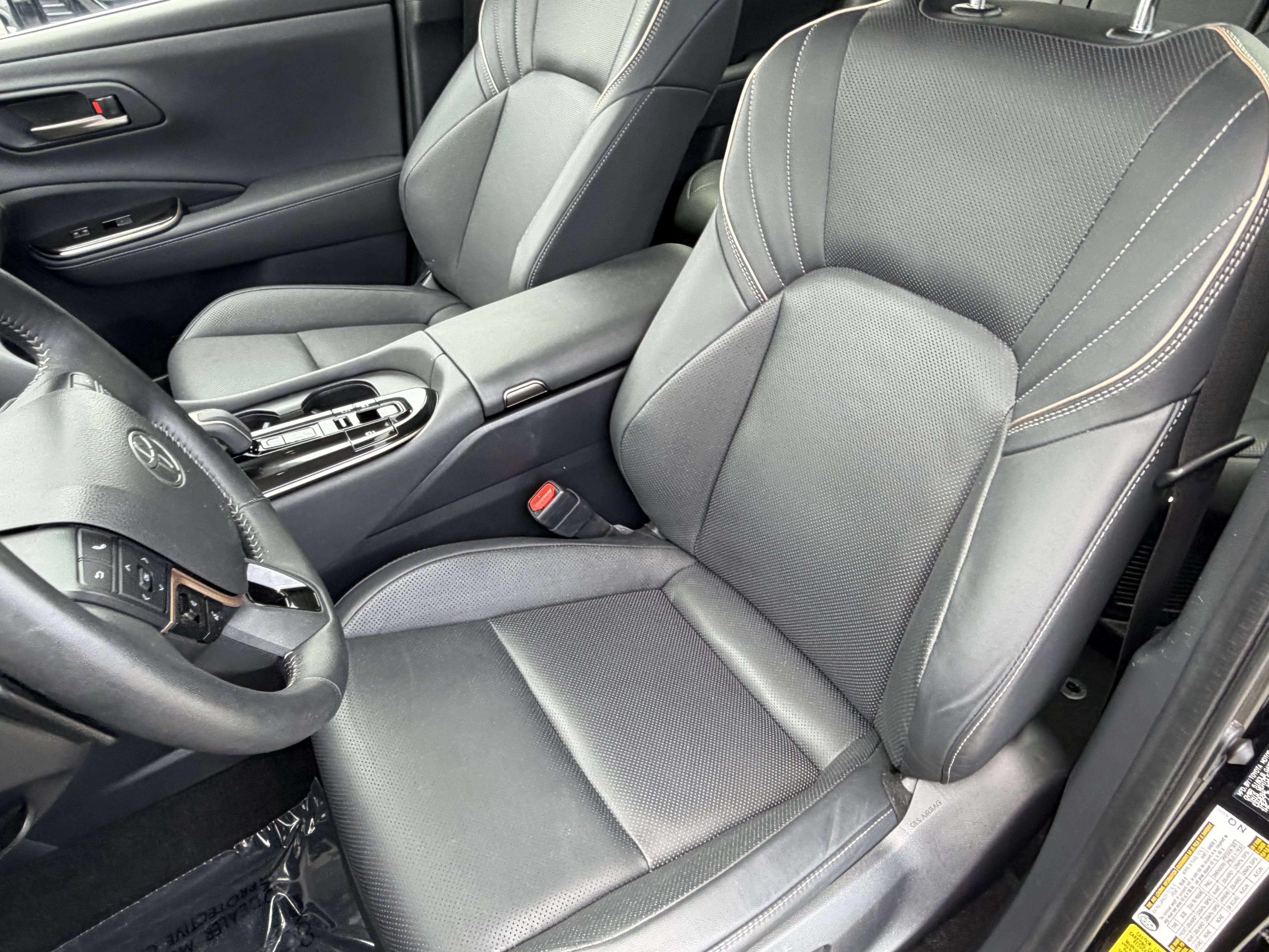 Certified 2025 Toyota Crown Signia w/ Advanced Technology Package AWD/4WD image 29