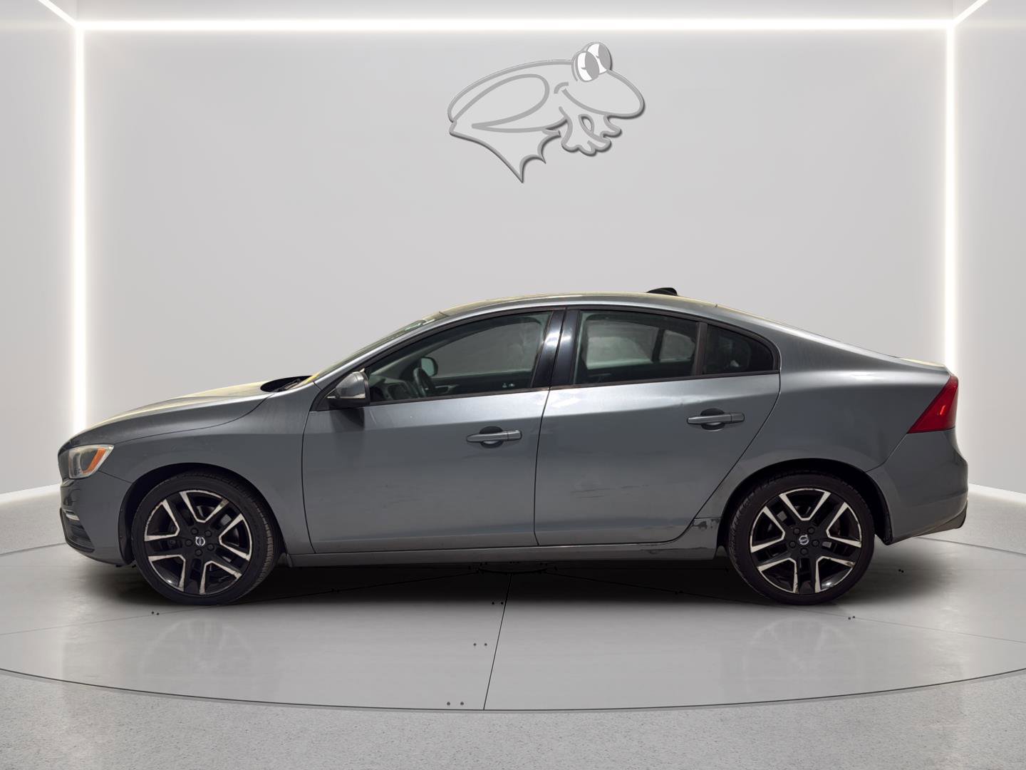 Used 2017 Volvo S60 T5 Dynamic w/ Protection Package image 3
