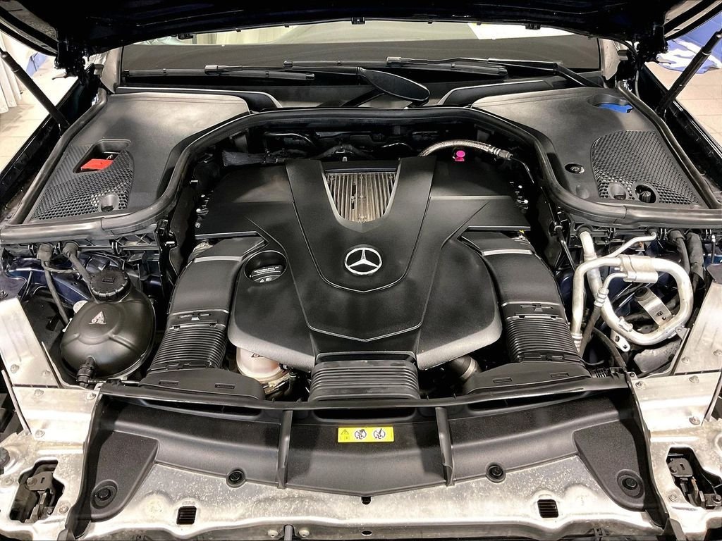 Used 2018 Mercedes-Benz E 400 4MATIC Wagon image 35