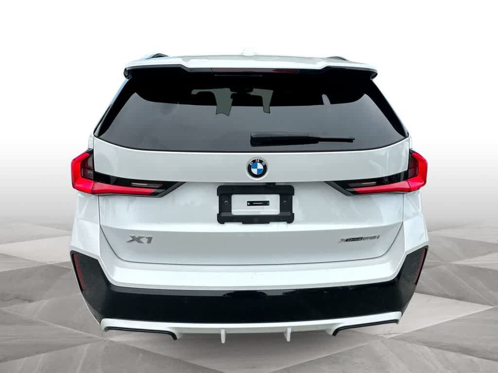 Used 2025 BMW X1 xDrive28i AWD/4WD image 7