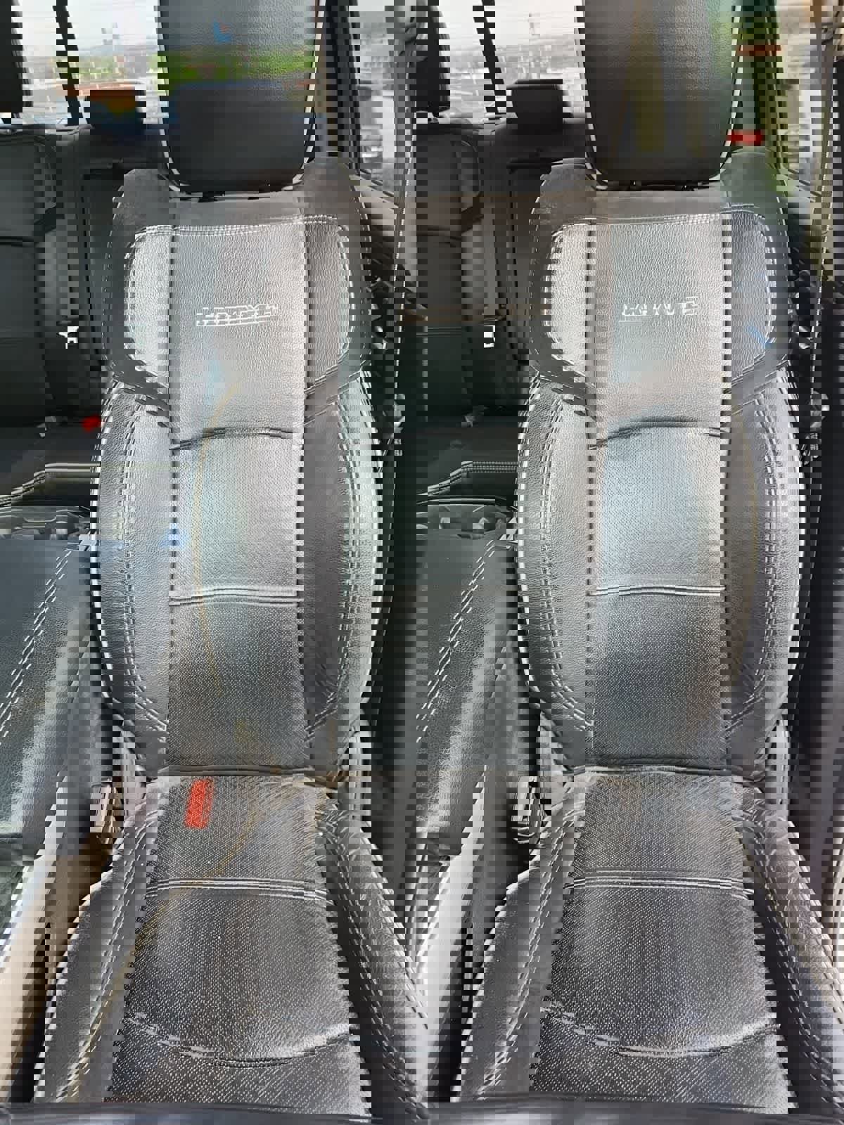 Used 2019 RAM 3500 Laramie image 14