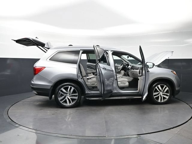 Used 2016 Honda Pilot Elite image 43
