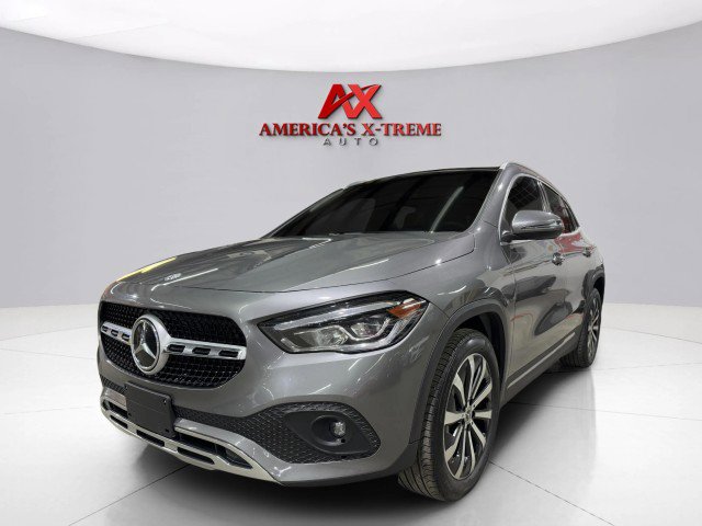 Used 2021 Mercedes-Benz GLA 250 4MATIC w/ Premium Package image 3