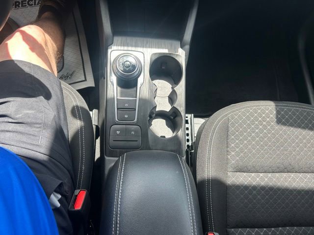 Certified 2024 Ford Escape Active AWD/4WD image 16