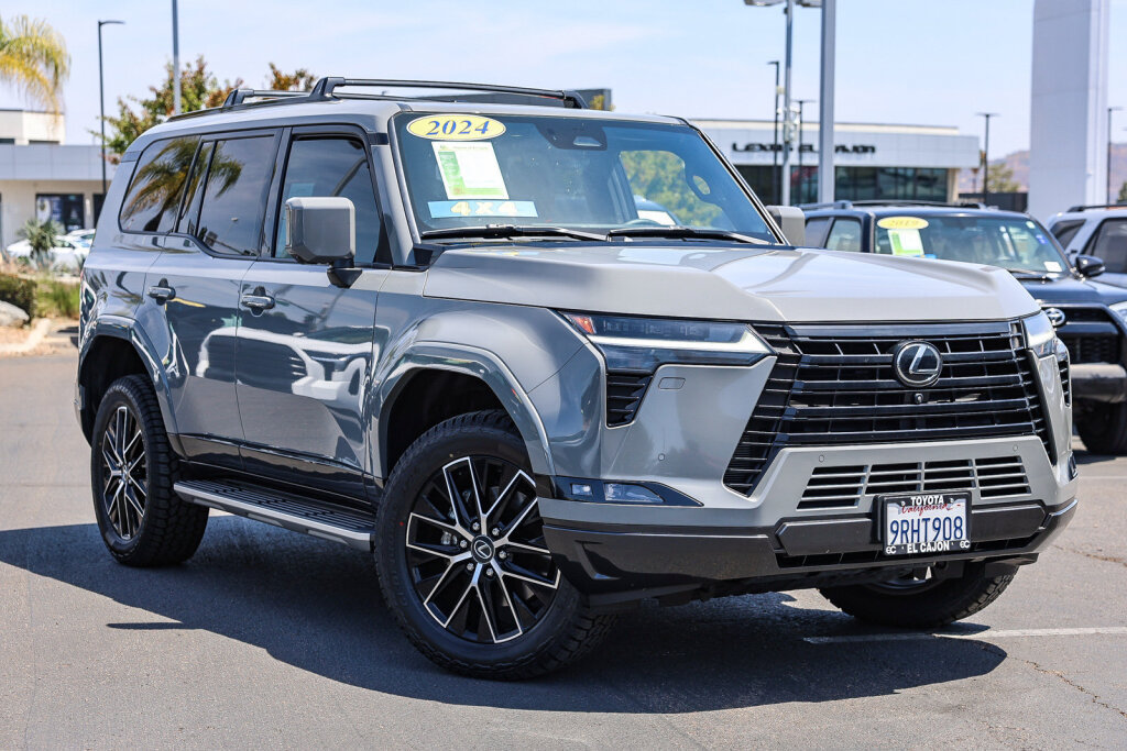 Used 2024 Lexus GX 550 w/ Accessory Package (2T) AWD/4WD image 1