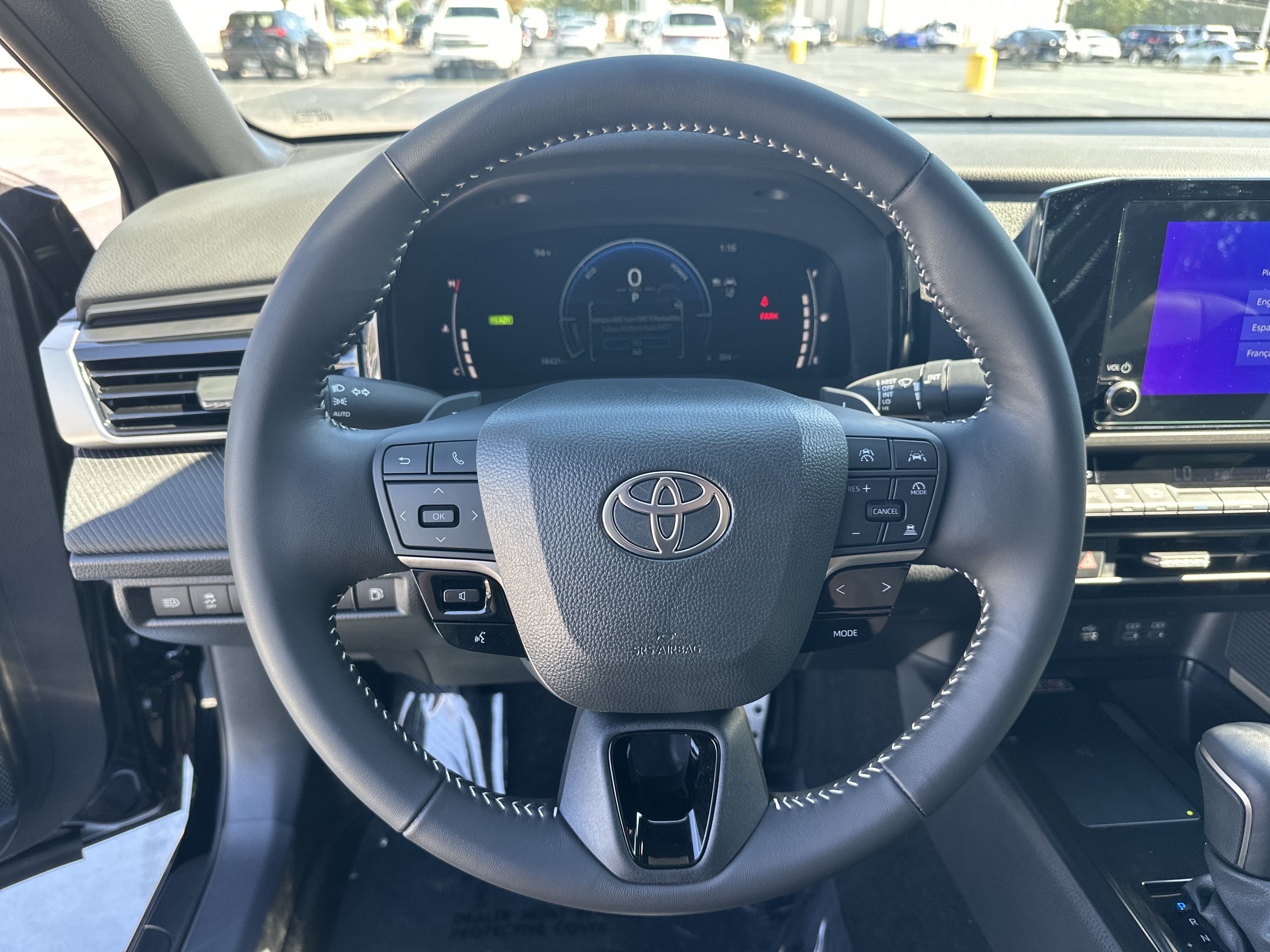 Used 2025 Toyota Camry SE FWD image 18