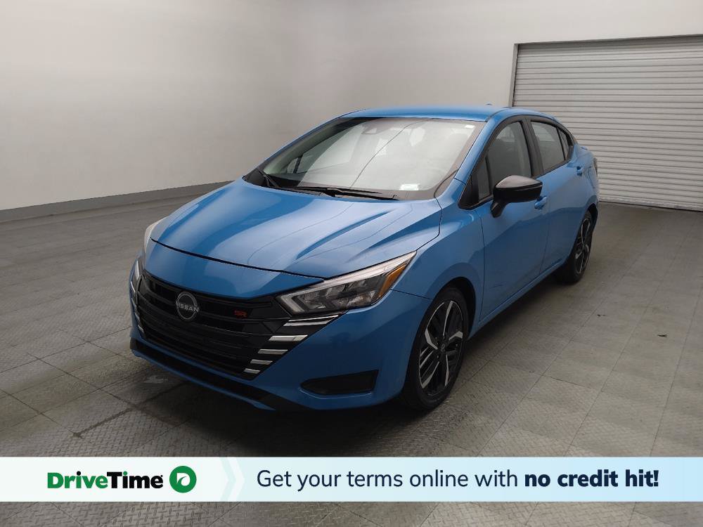 Used 2025 Nissan Versa SR FWD image 1