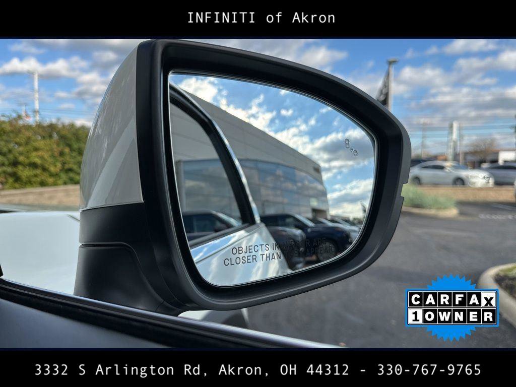 Used 2024 Nissan Pathfinder SL image 26