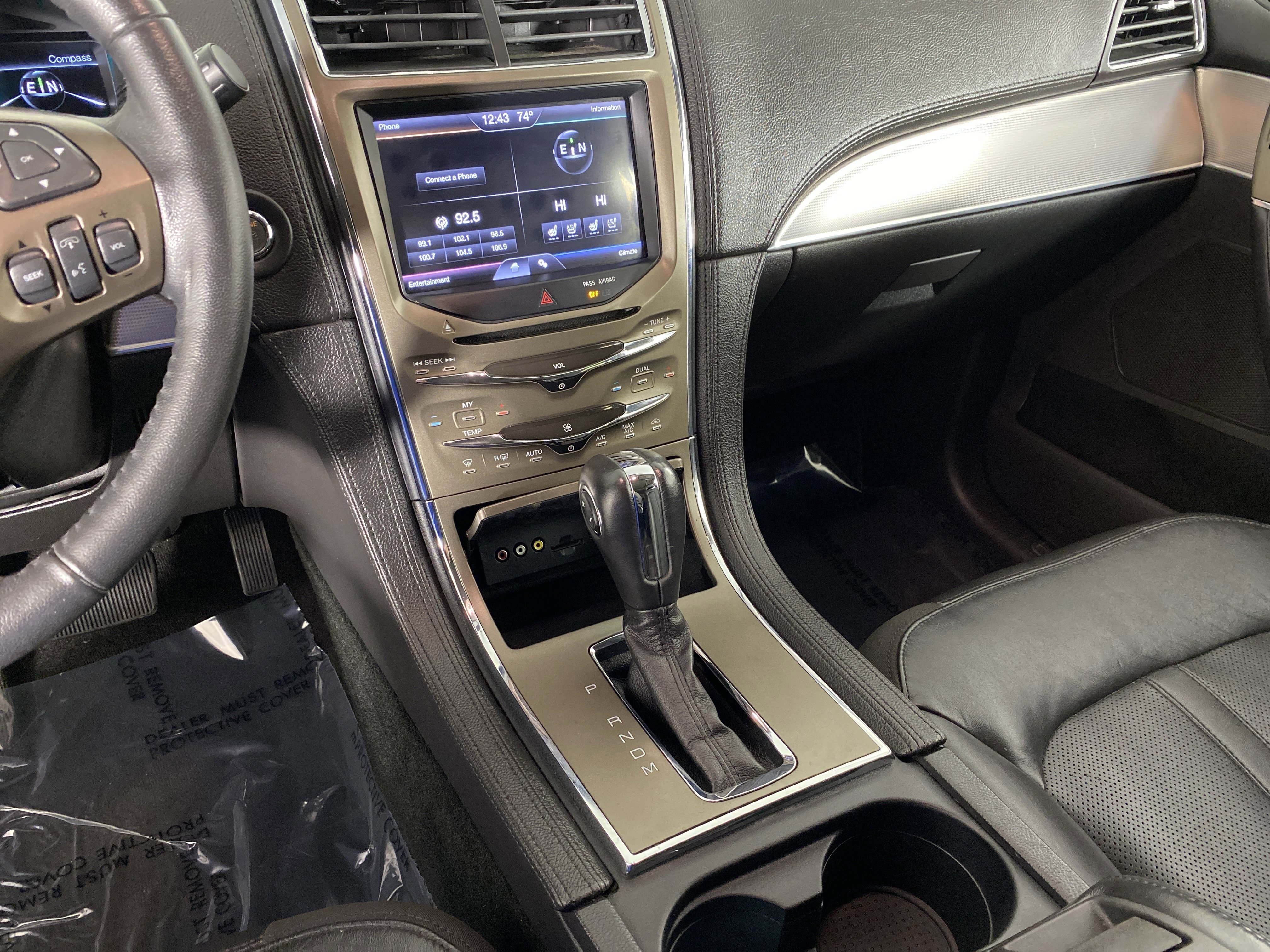 Used 2012 Lincoln MKX AWD image 24