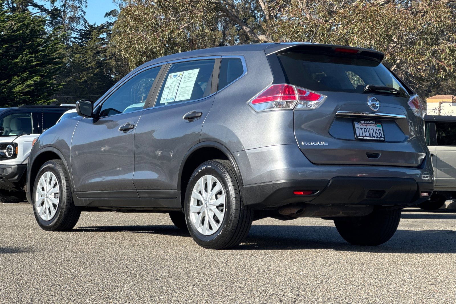 Used 2016 Nissan Rogue S FWD image 8